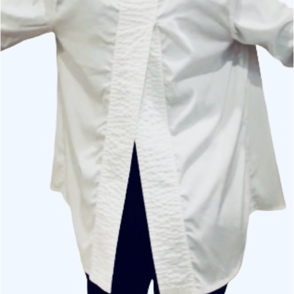 Define Your Inspiration- Women's White Button Down back Split Blouse - Picture 5 of 5